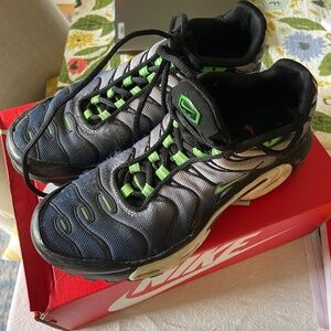 Nike Air Max Plus Size 5